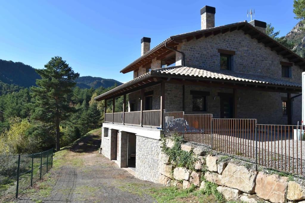 Vila Cal Manubens Castellar del Riu Exteriér fotografie